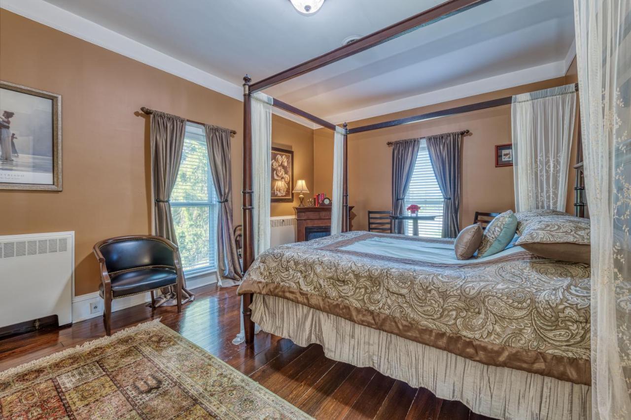 Monroe Manor Inn South Haven Ngoại thất bức ảnh